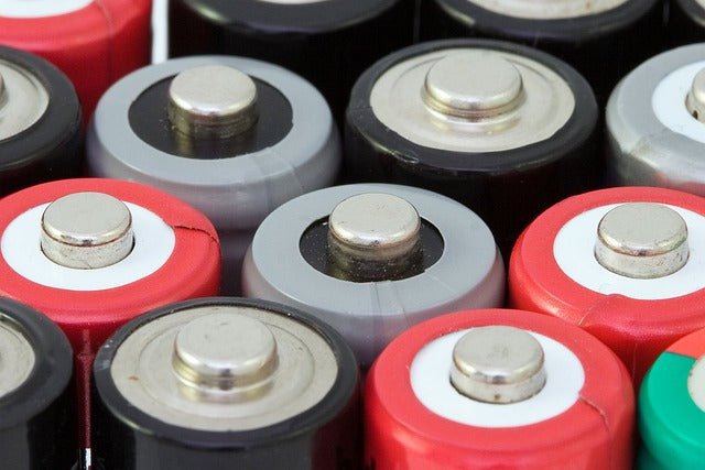 延長電動輪椅鋰電池壽命的必備技巧，讓您的輪椅始終保持充沛狀態！ - 天天代步
