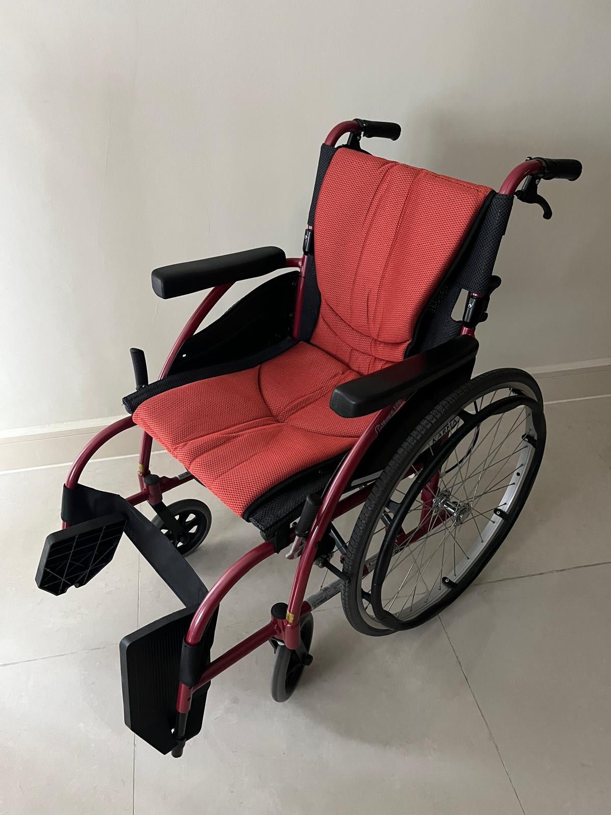 (二手)手動輪椅_醫學工程輪椅105F24 18"_輕微使用痕跡（原價$4770） - 天天代步