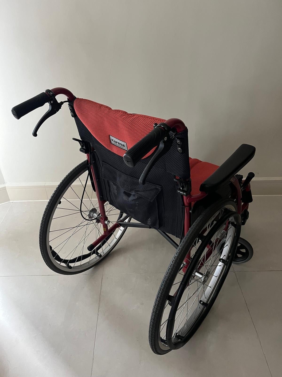 (二手)手動輪椅_醫學工程輪椅105F24 18"_輕微使用痕跡（原價$4770） - 天天代步