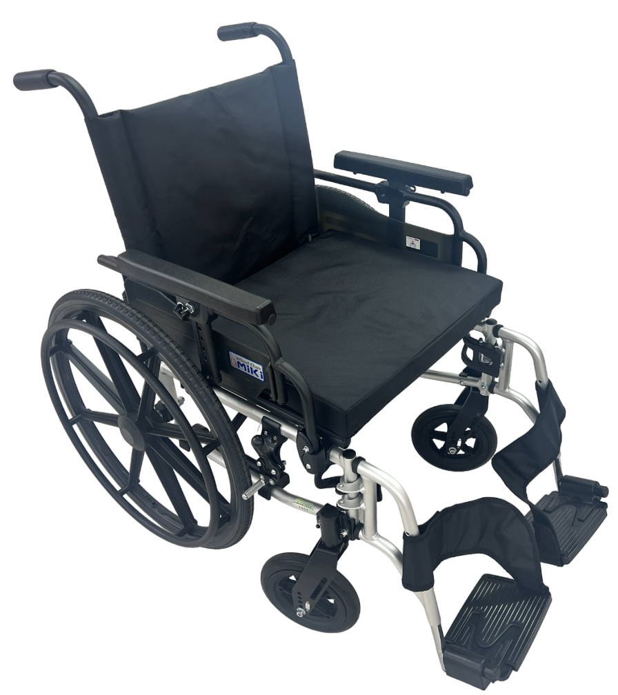 Japan's Miki KJP-5 ultra-wide wheelchair - high load-bearing and Japan's Miki KJP-5 ultra-wide wheelchair - high load-bearing and
