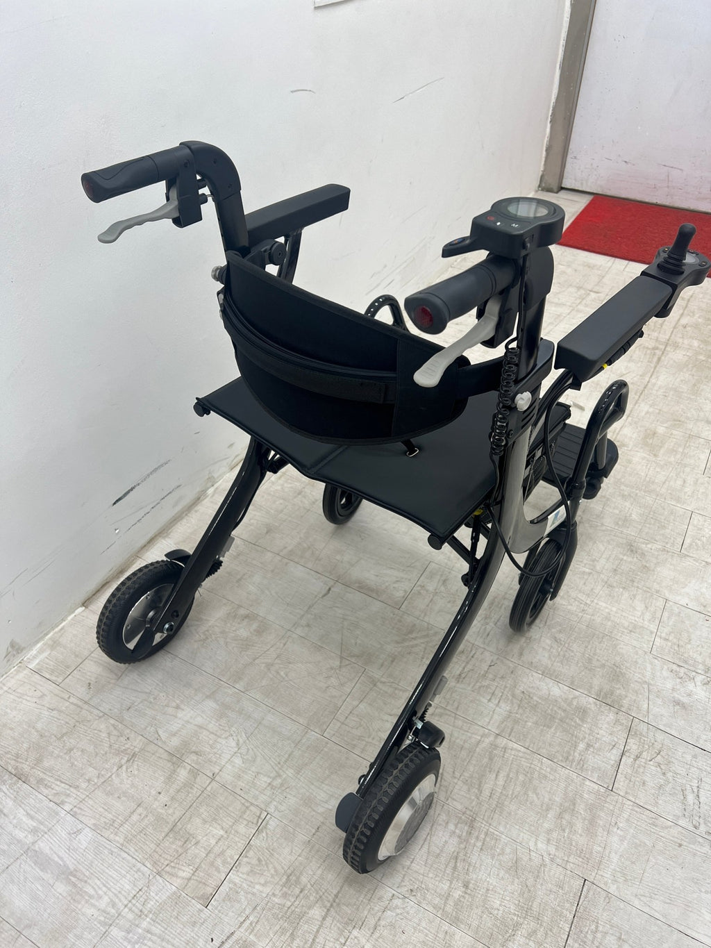 (陳列品)電動助行車_A - Mover電動助行車 _輕微使用痕跡 - 天天代步