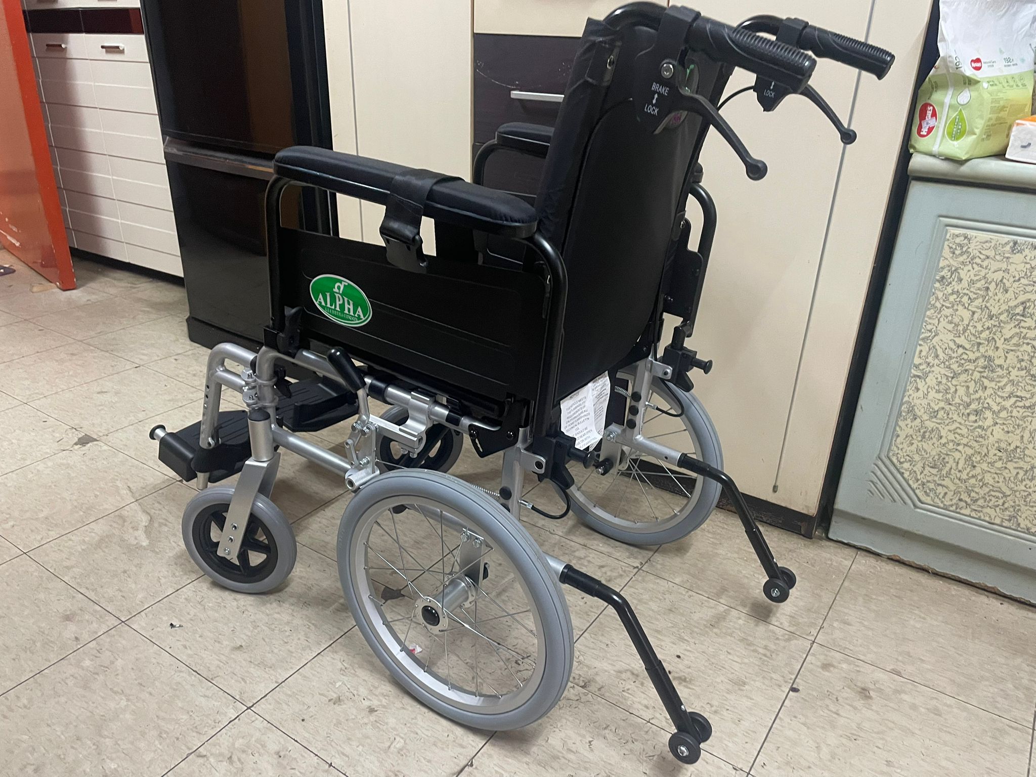 (二手)手動輪椅_Alpha_AL3016SQH - 16F - V4_全新未使用(原價$3480) - 天天代步
