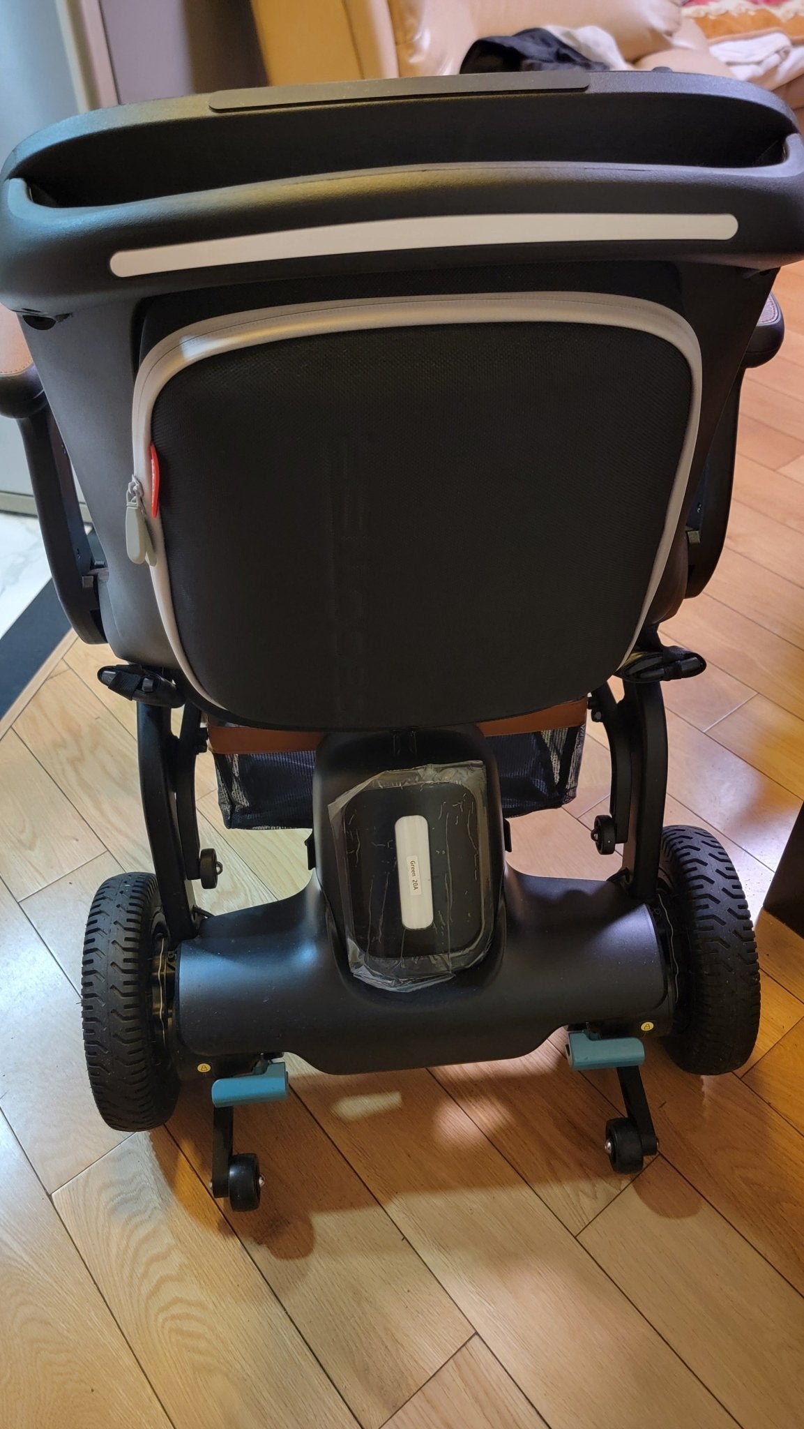 (二手)電動輪椅_E40_輕微使用痕跡(原價$12530) - 天天代步