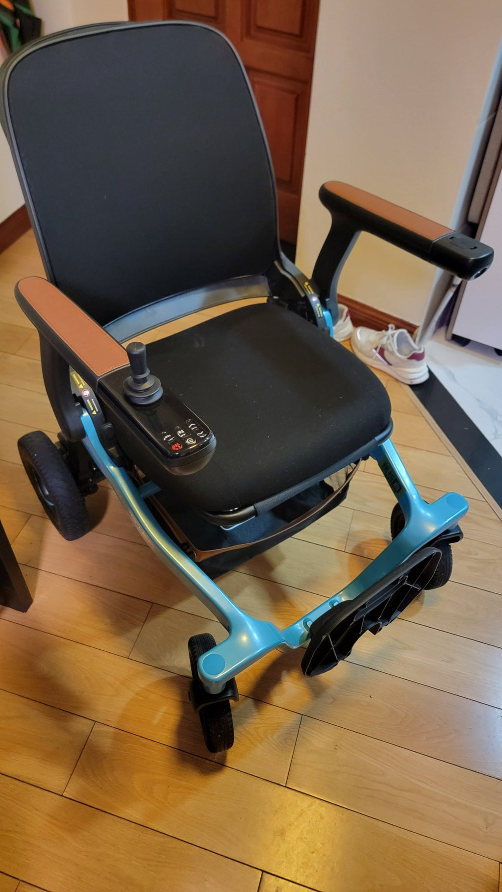 (二手)電動輪椅_E40_輕微使用痕跡(原價$12530) - 天天代步