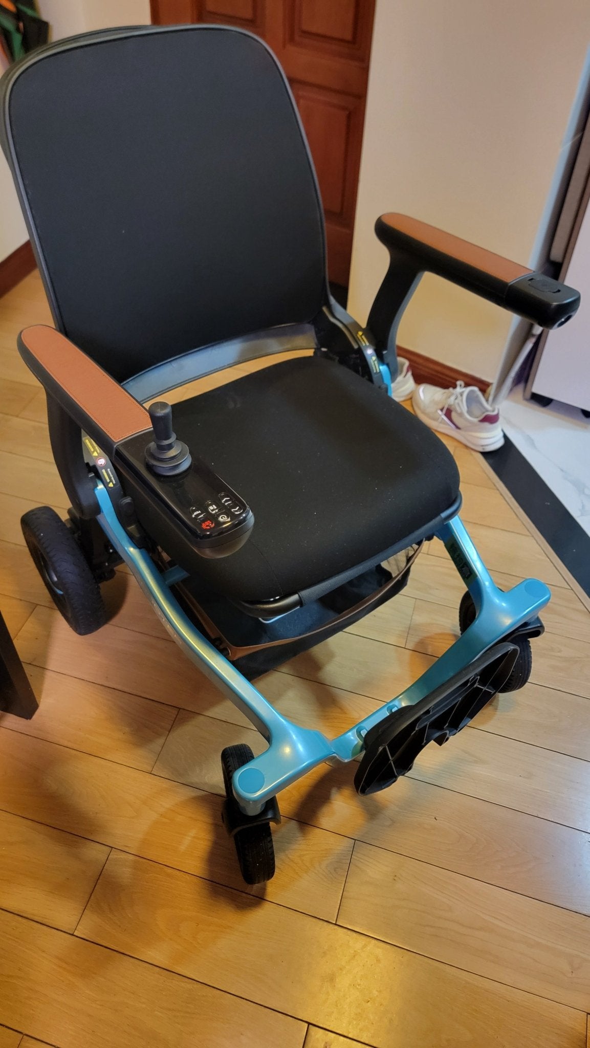 (二手)電動輪椅_E40_輕微使用痕跡(原價$12530) - 天天代步