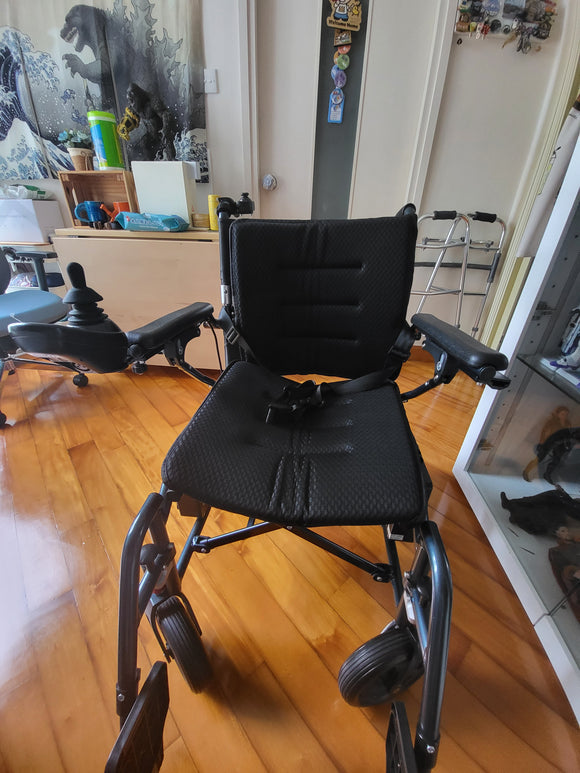 (二手)電動輪椅_LiteWheel Pro 極輕電動輪椅 (雙電池)_輕微使用痕跡(原價$13290)