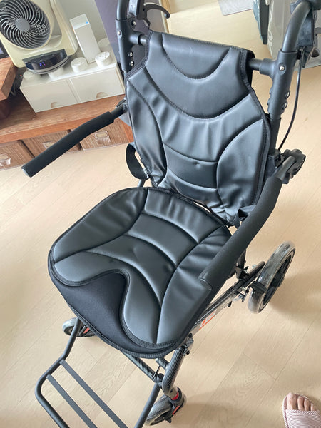 ☆yukia(＊◕ᴗ◕＊)☆ 椅子② ニトリ 高座椅子(JC-E02 LO BE) : ニトリ Yahoo!店 - 通販