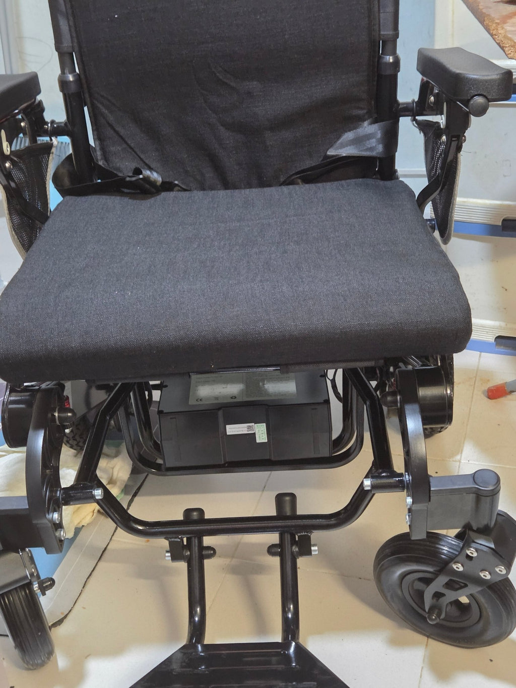 (二手)電動輪椅_Ksm - 6o6AF_全新未使用(原價$9988) - 天天代步