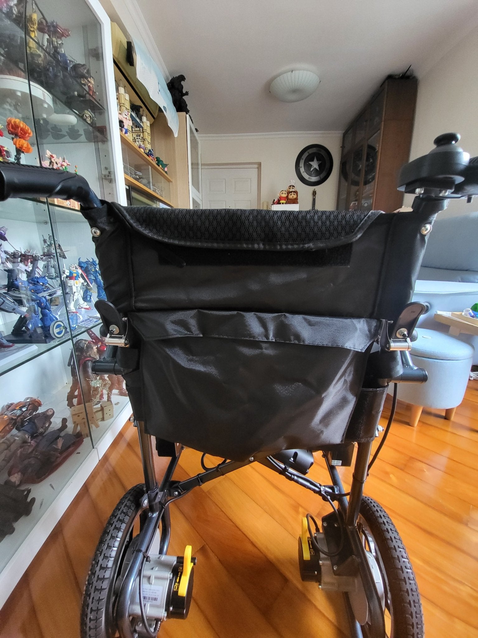 (二手)電動輪椅_LiteWheel Pro 極輕電動輪椅 (雙電池)_輕微使用痕跡(原價$13290) - 天天代步