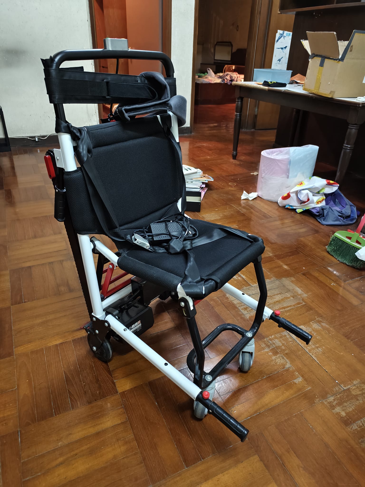 (二手)電動樓梯機_Mobile Stairlift Lite_輕微使用痕跡(原價$25800) - 天天代步