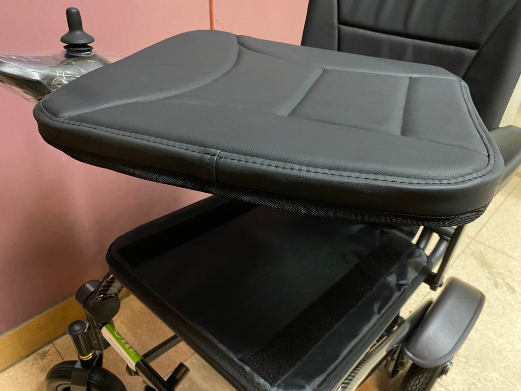 (二手)電動輪椅_SilverForce_Medm00030_全新未使用(原價$10980) 二手輪椅 |