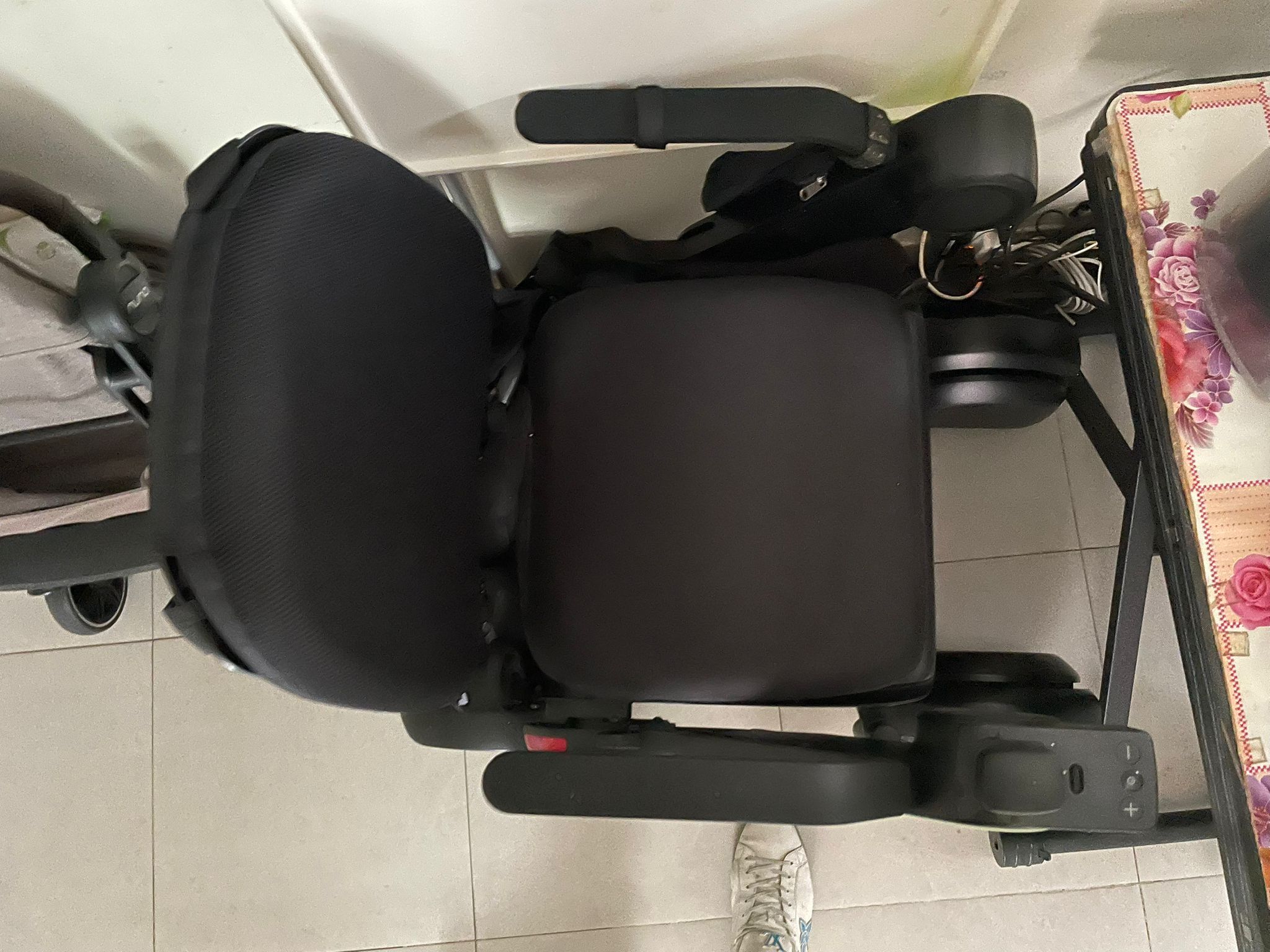 (二手)電動輪椅_WHILL_Model C2_輕微使用痕跡(原價$31104) - 天天代步